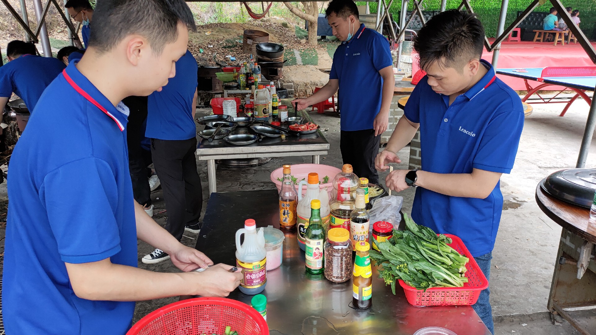 松湖騎行，穿樹飛花；農(nóng)家休閑，擁抱自然